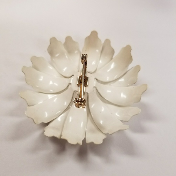 Fantastic VTG Flower - Picture 3 of 8